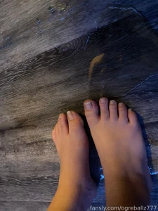 Lick up my piss puddle loser