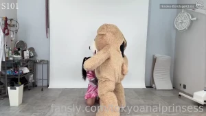 Bear kigurumi mummification handjob i modified this stuffed bear so