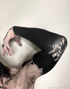 Alright i m no longer sick back to the gym more blackout this week a