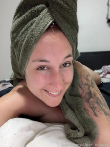 This cute belly and pointy nipples are sponsored by motherhood mombod