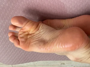 Zoomed in scrunched just right i know those tiny details drive you part 3