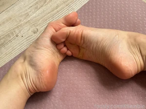 Zoomed in scrunched just right i know those tiny details drive you part 6