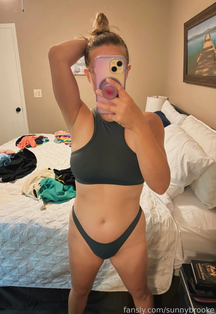 I need some easy summer reading gimme your book recommendations please 