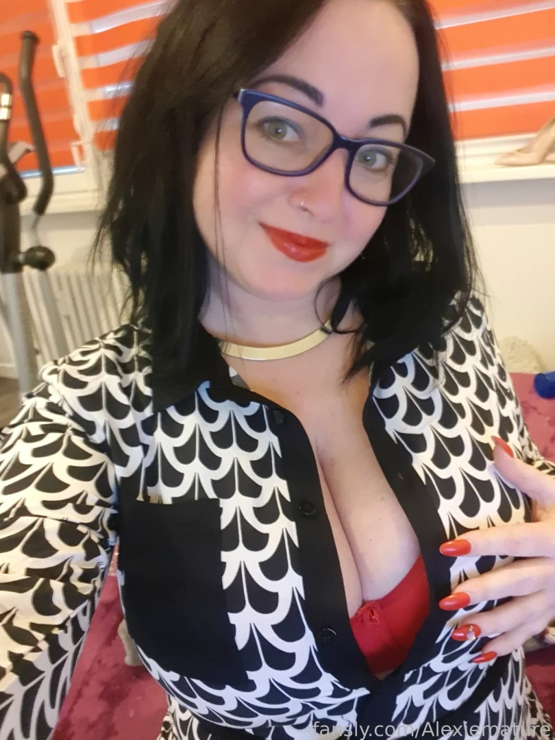 New dress dres pantyhose stockings pink black white top mature chubby 