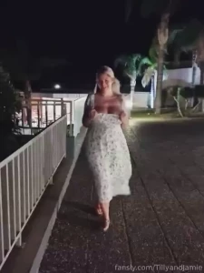 Always my favourite kind of flashing videos