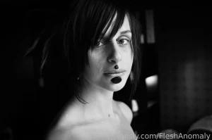 I found some old pictures from 15 years ago tiny me photo michael part 1