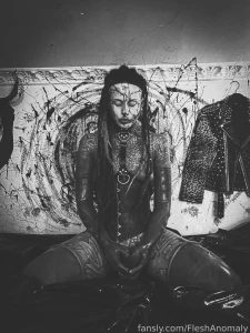 Latex and mastrubating my two favorite things part 3