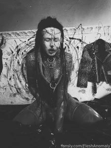 Latex and mastrubating my two favorite things