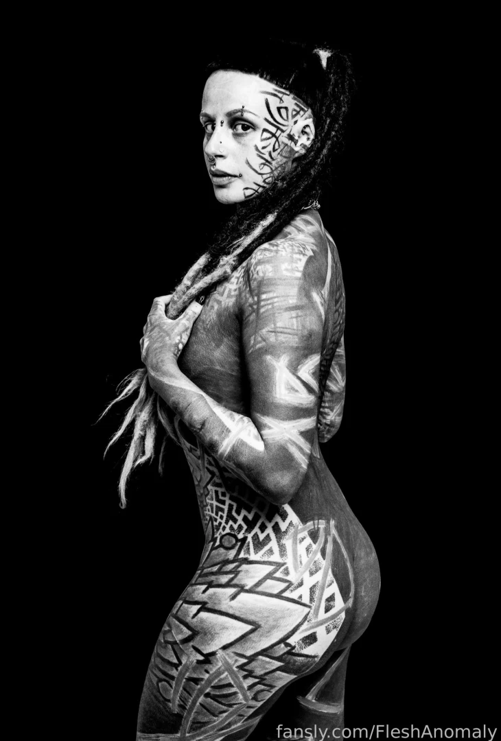 I had the absolute amazing experience getting my photos taken by the 