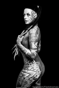 I had the absolute amazing experience getting my photos taken by the