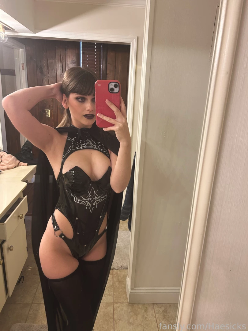 It s almost halloween time enjoy this 10 pictures for 10 special just part 9 