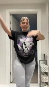 Felt cute probs delete later fyp sfw foryoupage cute dance booty ass