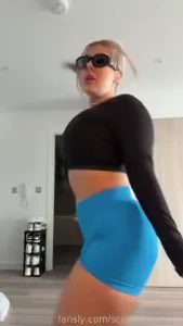 I was a bit hyper lol fyp foryoupage sfw dance cute bigbooty curvy