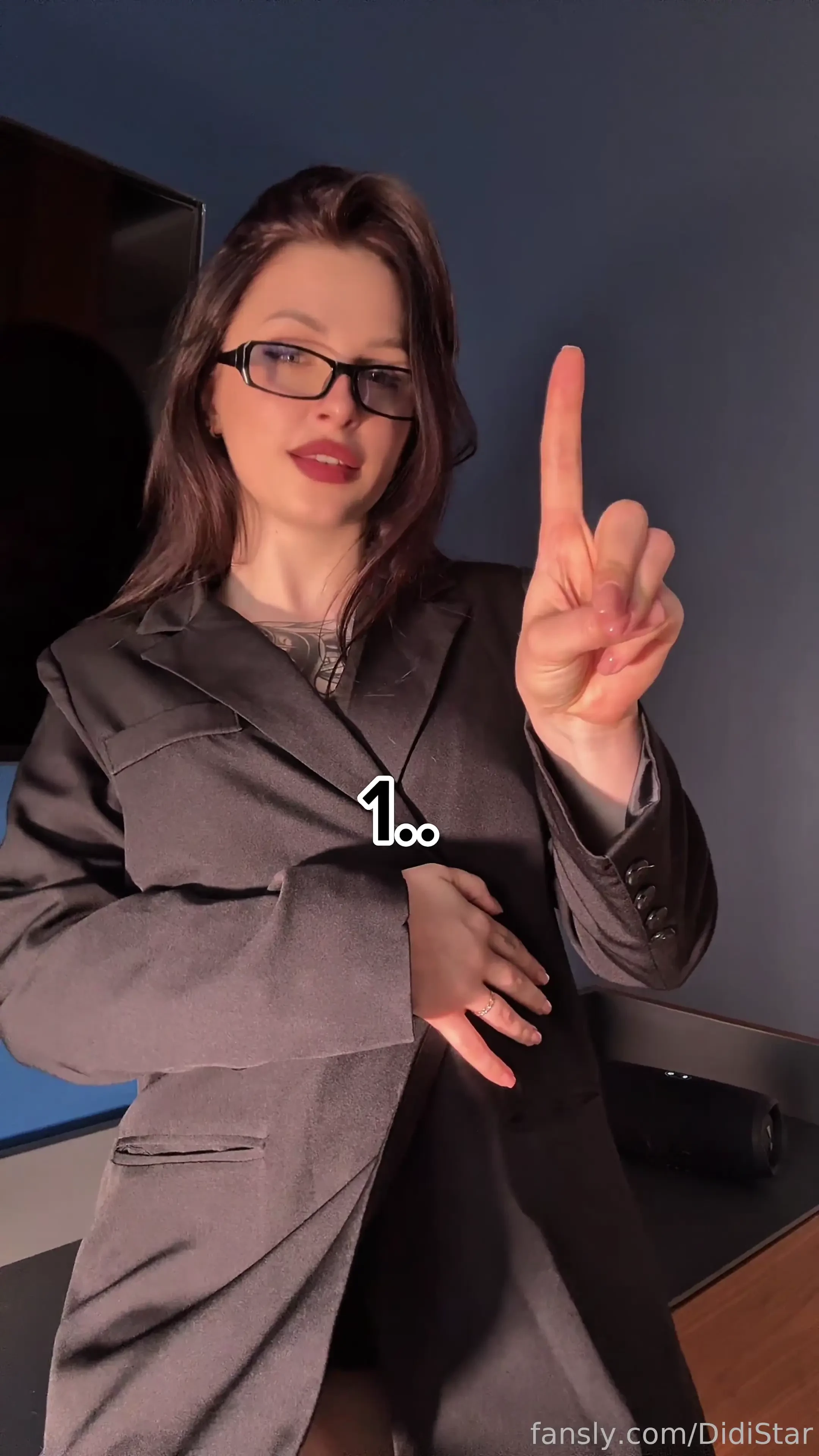 Wait to see my new black lingerie didistar brunette sexy young teacher 