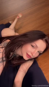 Won t you leave me to be bored and naked alone didistar brunette boobs