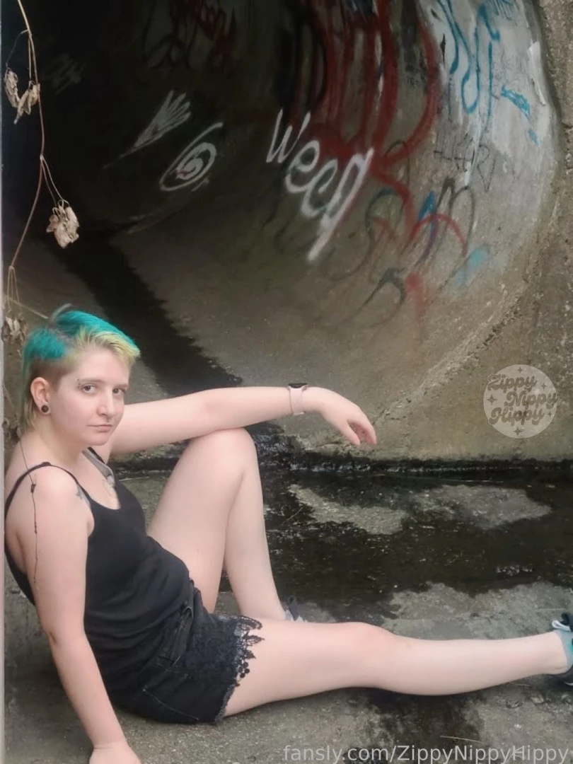 This is a taco eating zone nsfwcreator solo urbanex milf alt part 1 