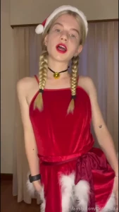 Which christmas outfit is better fyp fit toys dildo custom nbsp