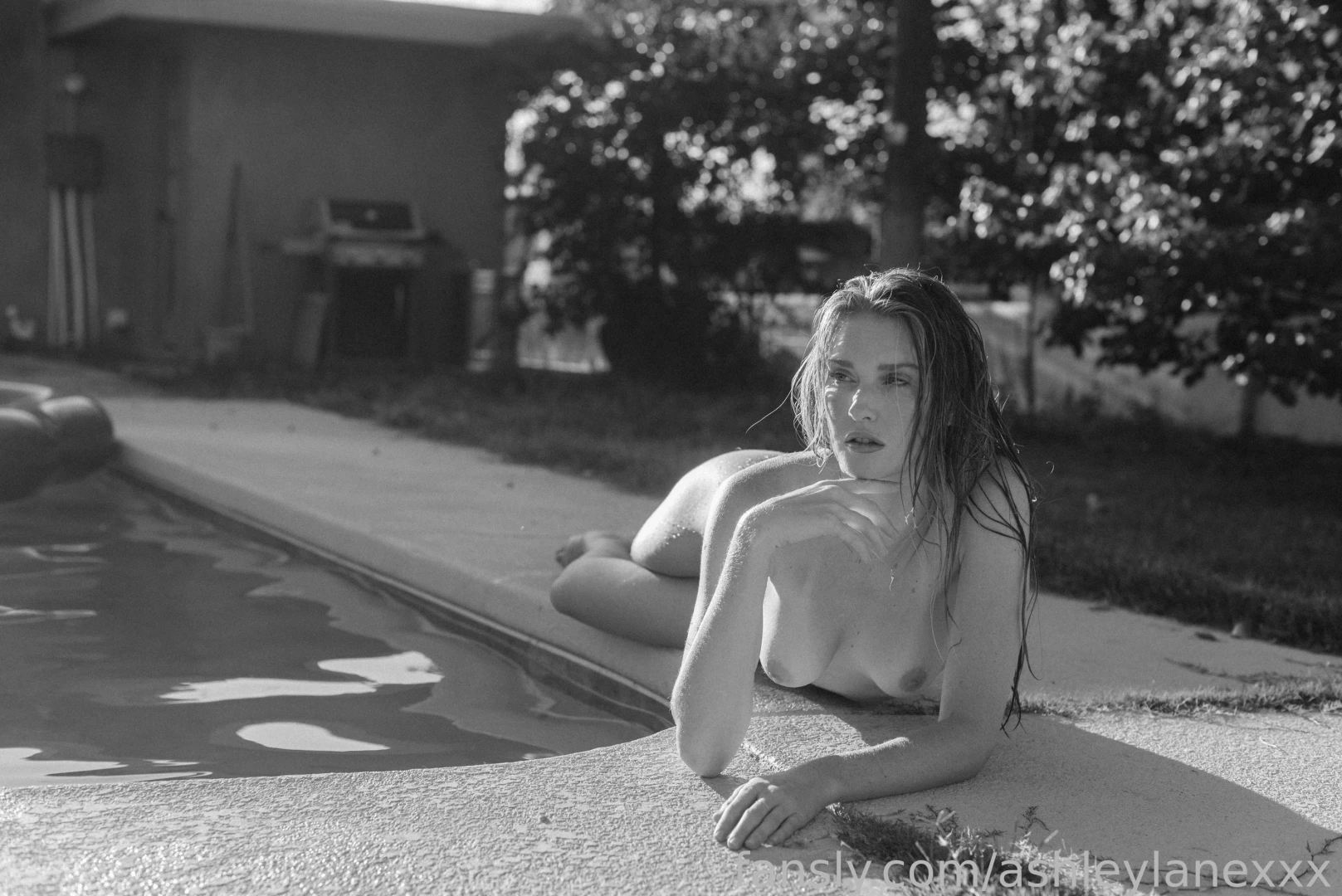 Happy to be your monday morning mermaid 