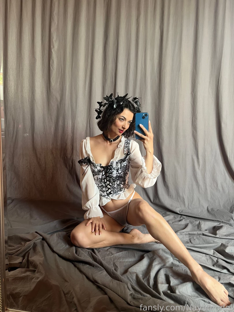 Today i was choosing an outfit for an artistic photo shoot and i was part 1 