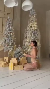 It s minus 14 outside and i still feel the new year mood would love to