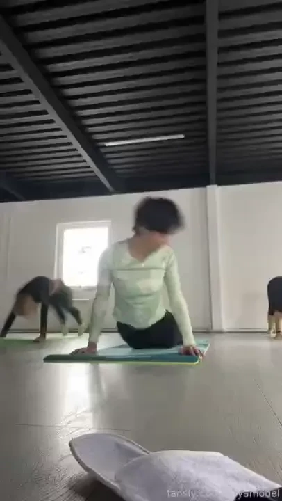 Here i am that was not bad after 6 months of break do you like yoga 