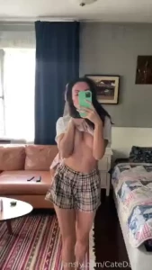 Fyp hot brunette slim boobs legs custom if you want to watch me
