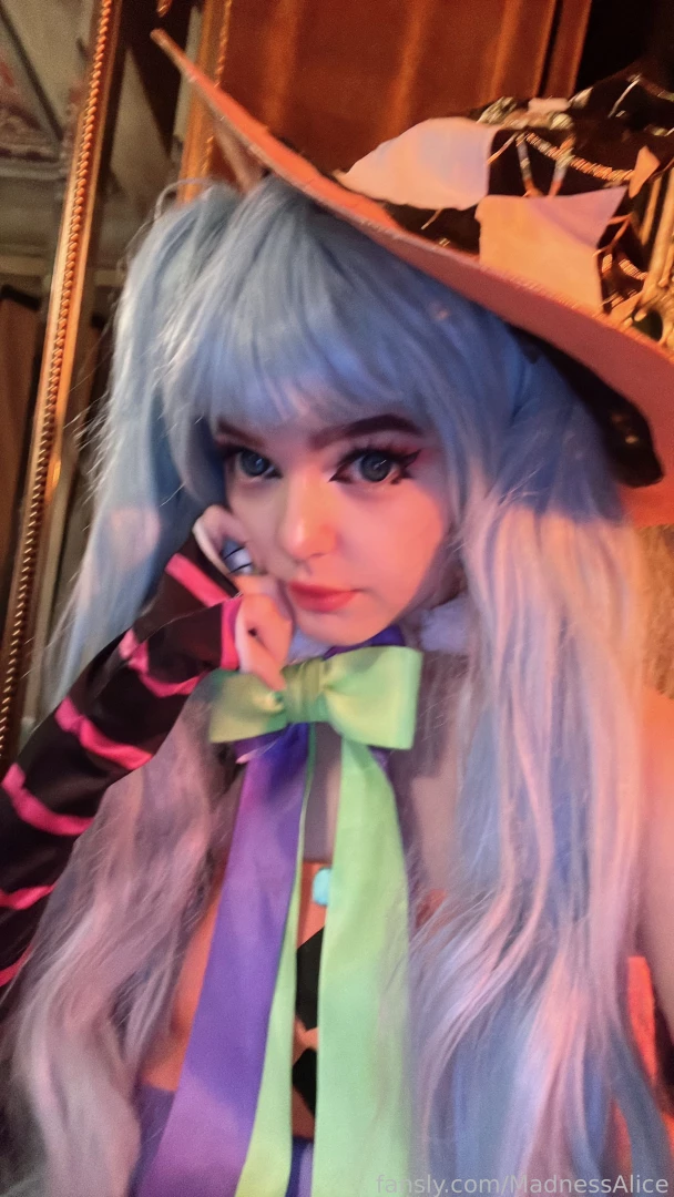 All who wrote hatsune miku was absolutely right soon i ll ask you 