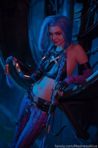 What new cosplay you want me to add baka