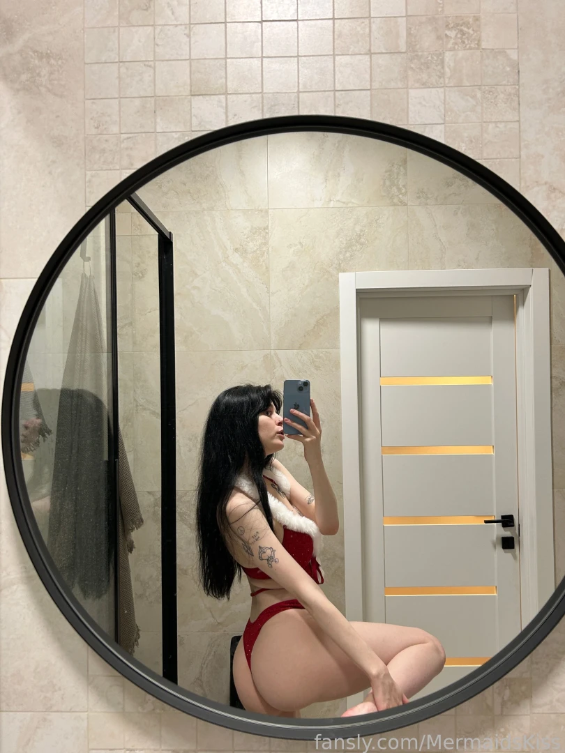 My friend said i ve grown a butt is this a christmas miracle piercing 