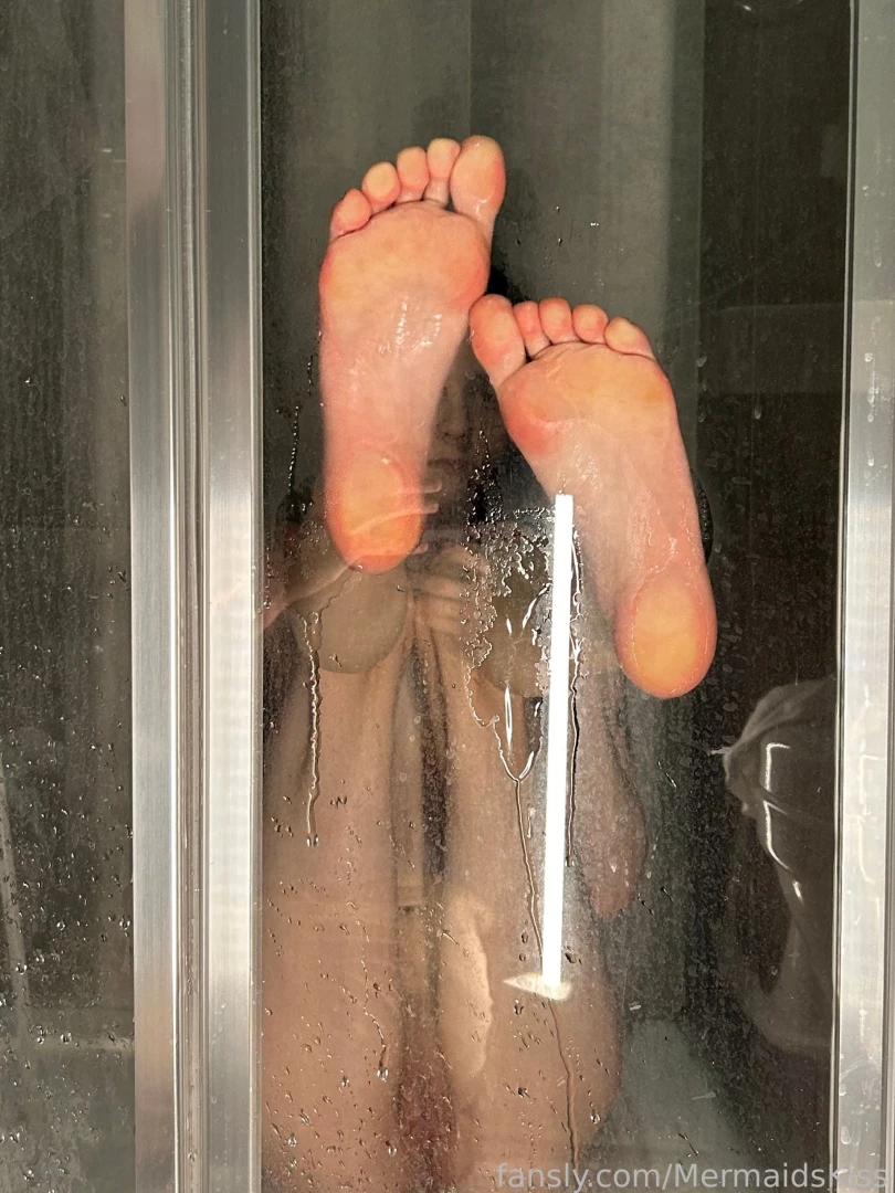 Ultimate soles pic feet tattoos soles teen toes egirl skinny petite 