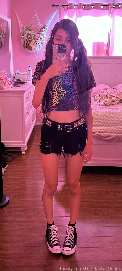 Went to another show and got bruised xd my butt didnt get any but im 