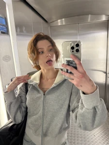 Pls rate my outfit from 1 to 10 fyp selfie mirror cute babyface young