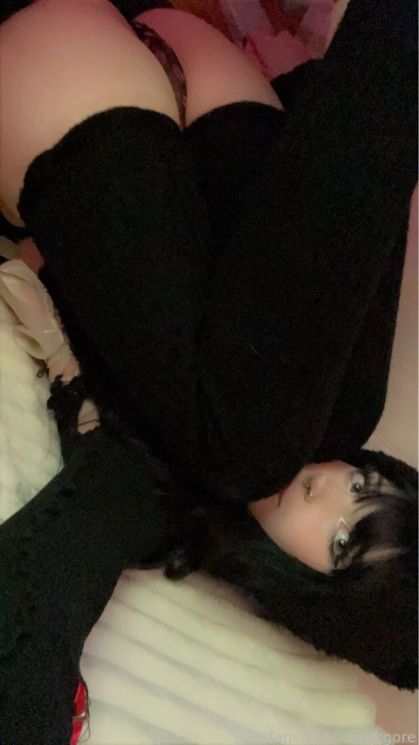 Oh noooo my clothes are falling off gt lt part 4 