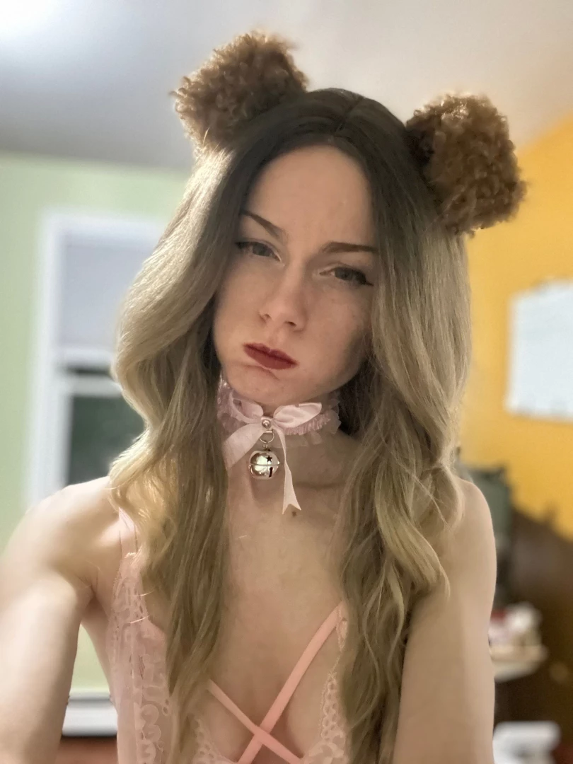 Did you remember to give your puppygirl headpats this morning 