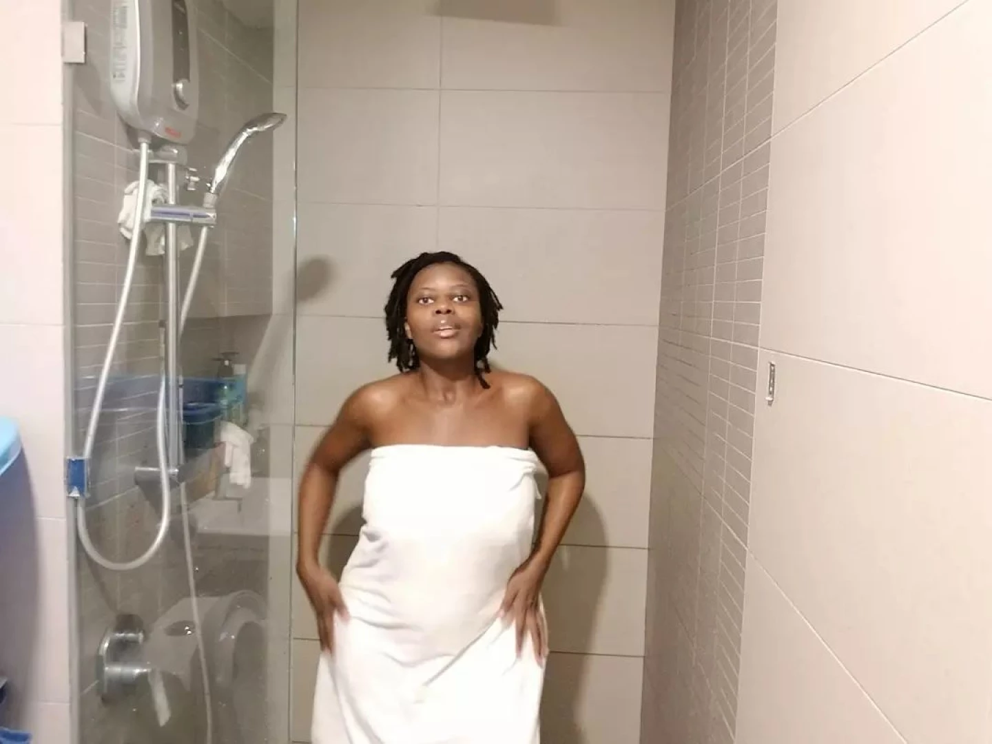 Sign up to enjoy my showers routine 