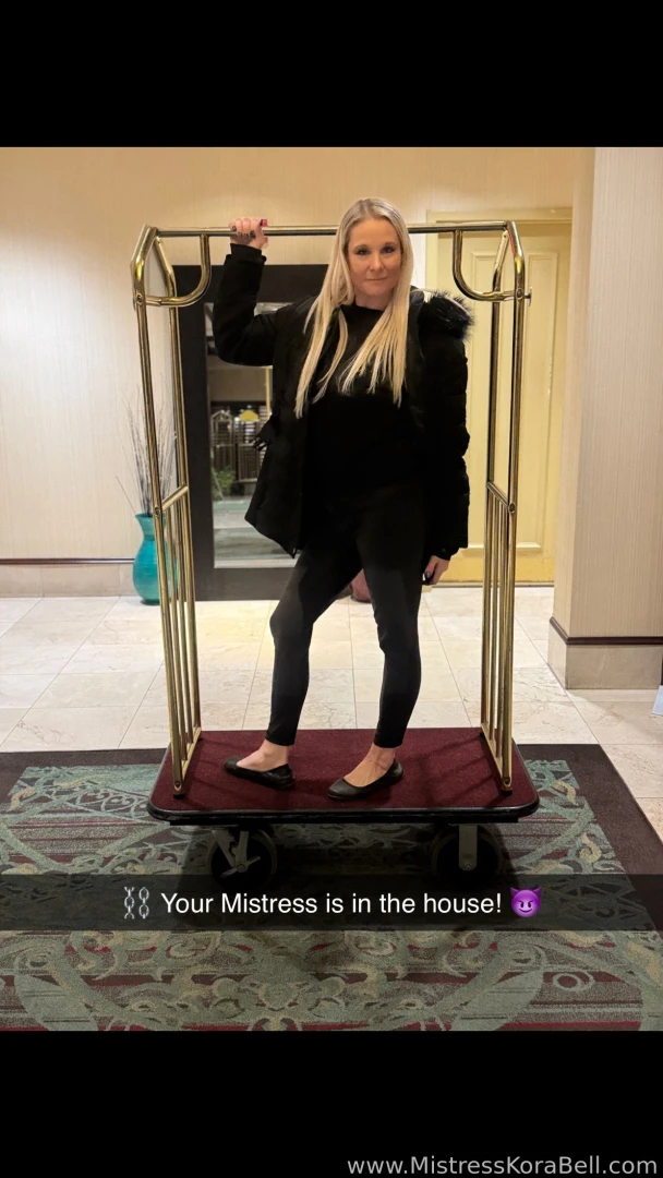 Come see me at exxxotica this weekend exxxotica dc dominatrix pornstar 