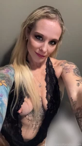 Never a dull moment when you re hanging out with me i flew to iowa on part 6