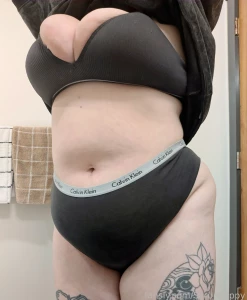 Really feeling my body today couple extra private pics for u guys 3 part 3