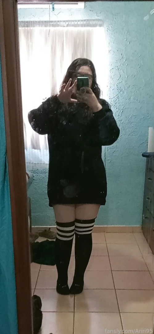 Un peque o regalito a mis seguidores como amo verme emo 