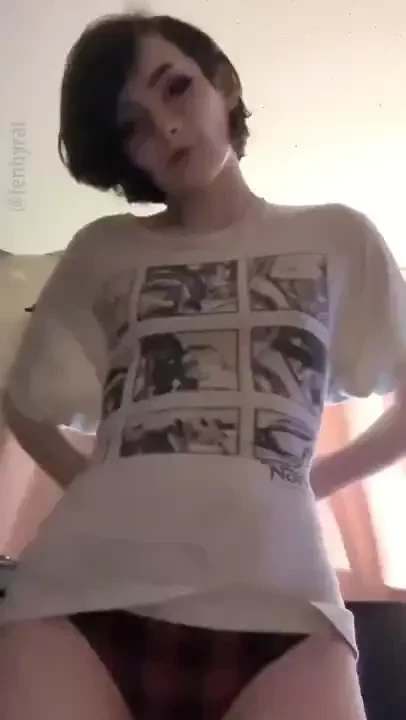 Hehe i took a more casual set so sry for the poor lighting and messy part 1 