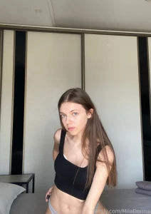 I like to think i look hot and cute fyp ass hairy boot cute egirl teen