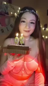20 this is a very beautiful date and with age the girl only becomes part 1
