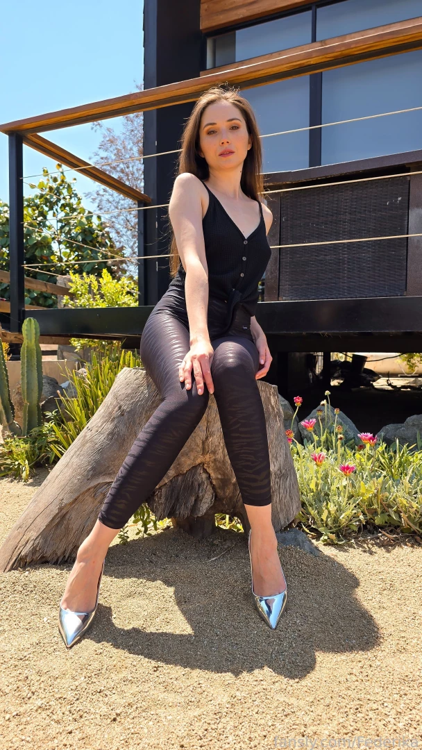 Lovely pics full nude heels only pussy sexyass cuteass cutebooty part 1 