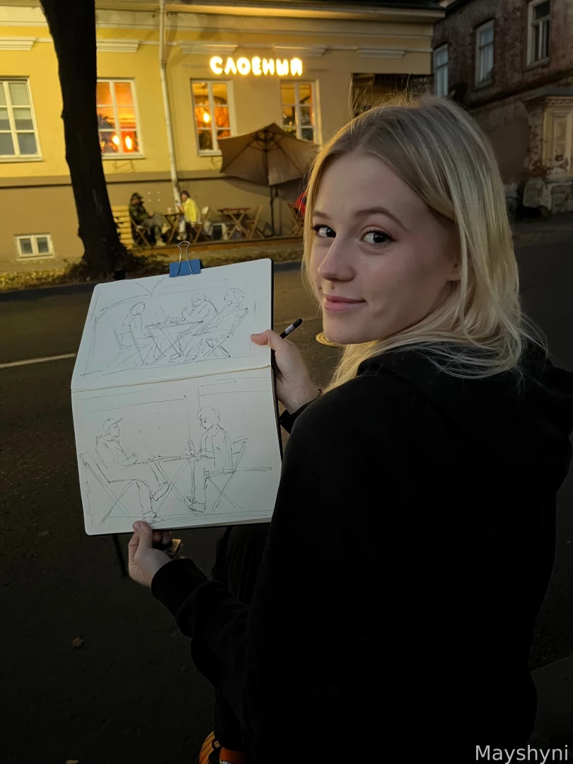 What can a lonely girl do on the street in the evening that s right 