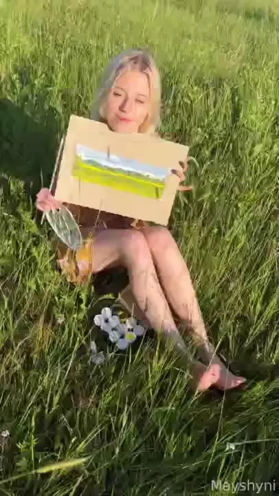 So glad i had time to make a little painting of this beautiful field i part 1 