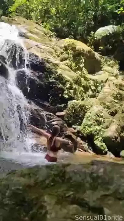 Guess what happened after outdoor outdoors german deutsch hiking 