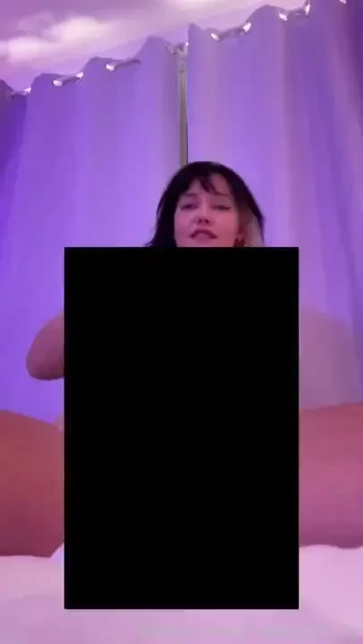 Here is a blooper from a solo masturbation video that i recently 