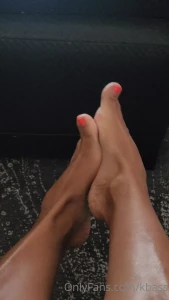 kbass - Got a pedicure today comment the color you like seeing on my toes the 