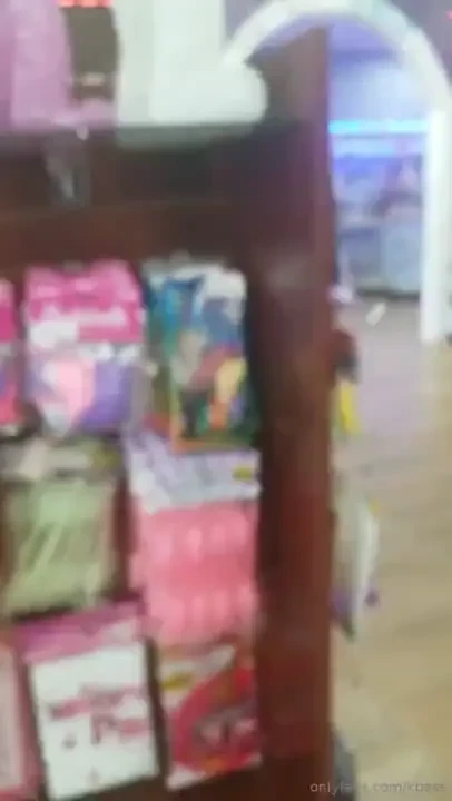Sex toy shopping was a total fail i will have to try again tomorrow 
