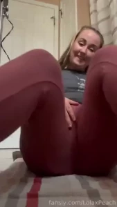 Squirting through my leggings then taking them off and squirting again
